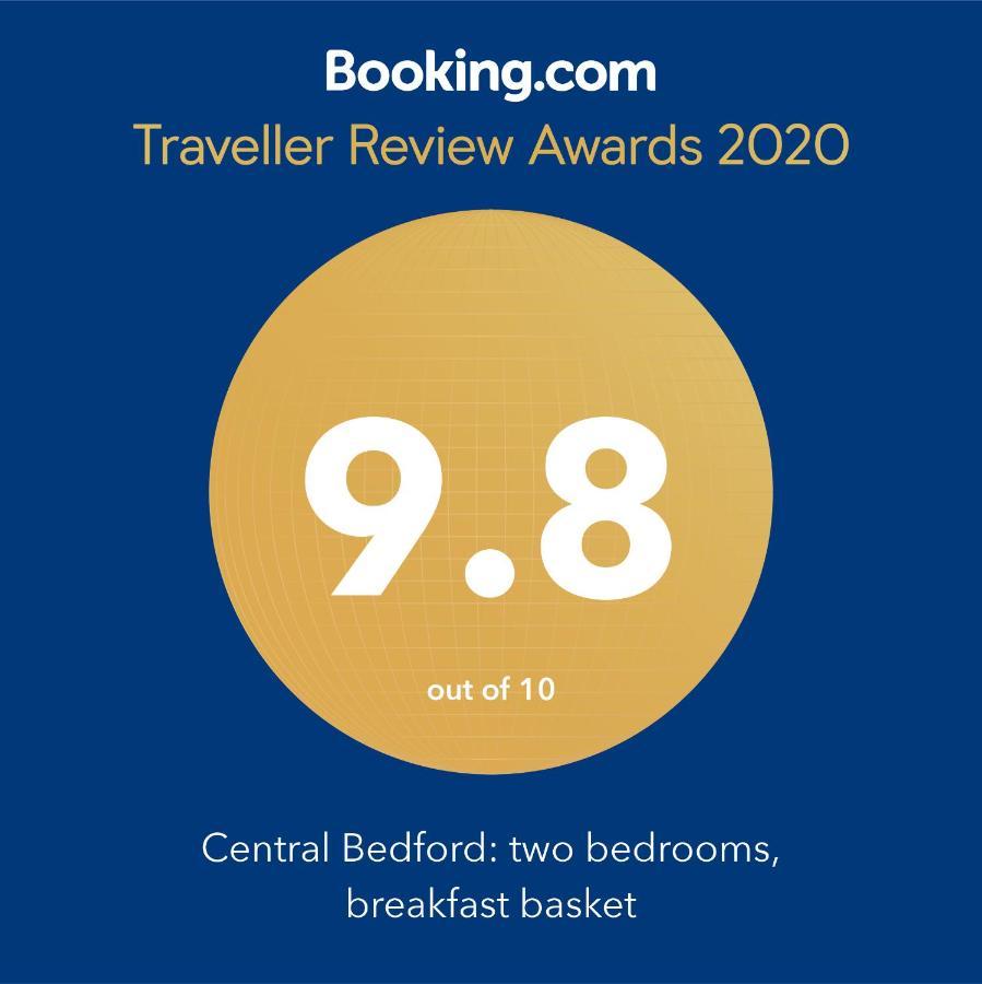 Central Bedford: Two Bedrooms, Breakfast Basket Екстериор снимка